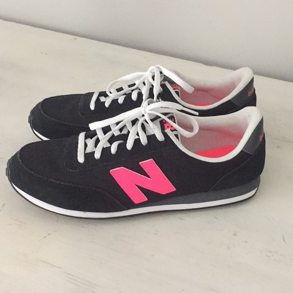 new balance retro runners